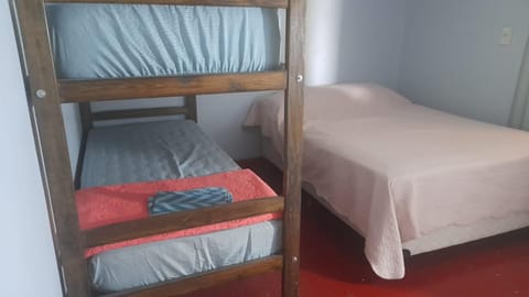Bed, Photo of the whole room, bunk bed