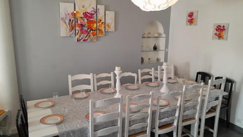 Home Sweet Home House in Le Mans