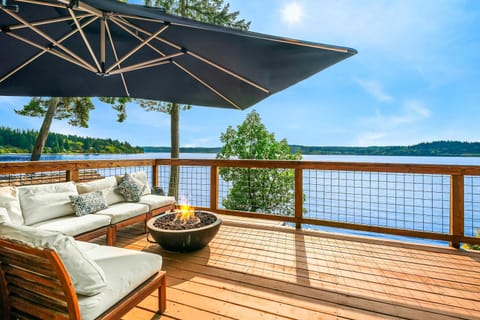 Vashon Beach House House in Vashon