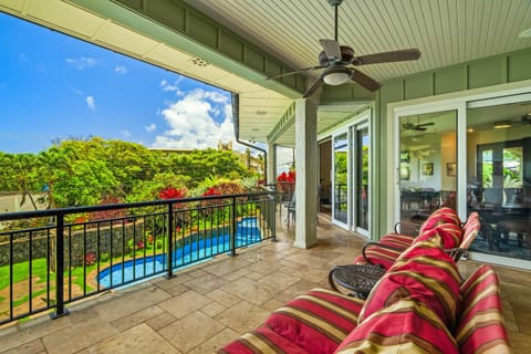Patio, Balcony/Terrace, Pool view, sunbed