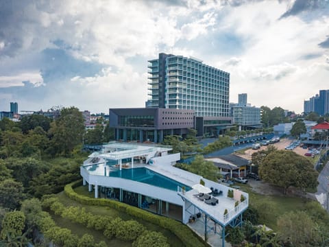 Property building, Bird's eye view, Swimming pool