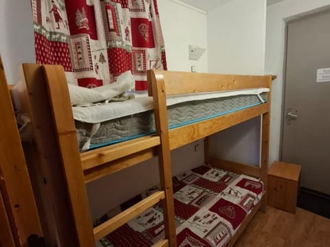 Appartement lumineux 5 pers, balcon, accès direct ski, Courchevel 1550 - FR-1-514-89 Apartment in Saint-Bon-Tarentaise