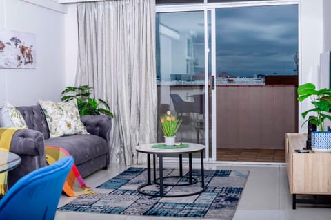 View (from property/room), Balcony/Terrace, Living room, Seating area