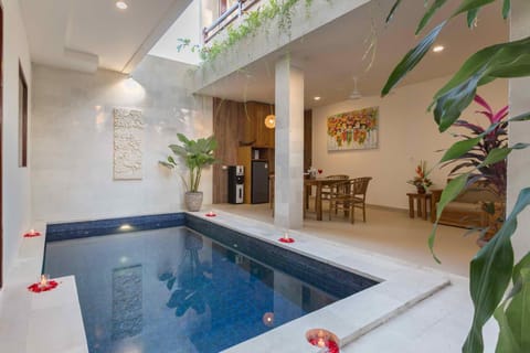 Pool view, Swimming pool, Swimming pool