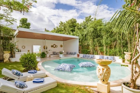 Patio, Natural landscape, Garden, Garden view, Pool view, Swimming pool, sunbed, towels