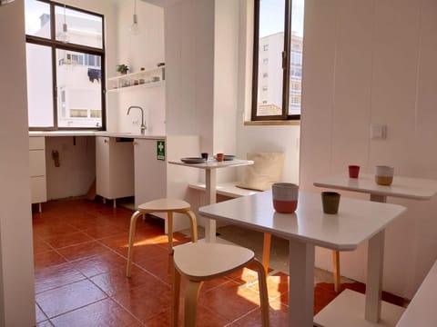 Seating area, Dining area, Communal kitchen