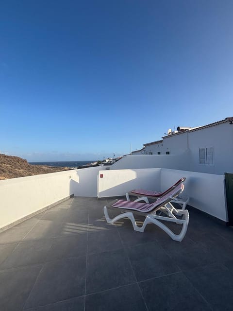 Patio, Day, Natural landscape, View (from property/room), Balcony/Terrace, Mountain view, Sea view, sunbed
