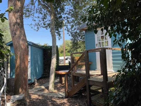 Property building, Garden
