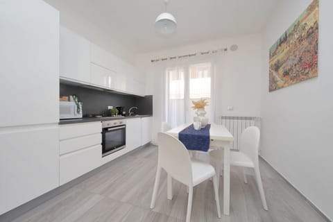 Appartamento centrale - Comfort vicino ai trasporti Apartment in Fiumicino