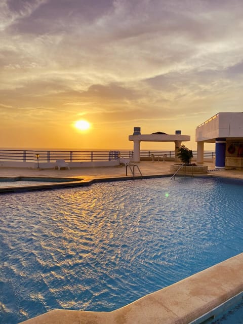 Balcony/Terrace, Sea view, Swimming pool, Swimming pool, Sunset