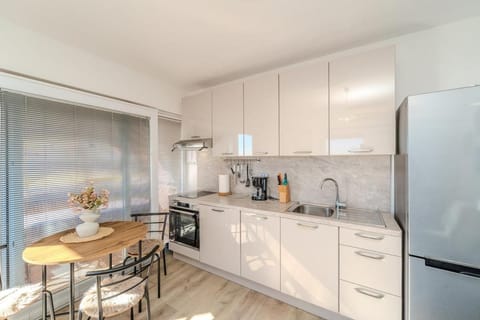 Mare beautiful sea view apartment Apartment in Novalja