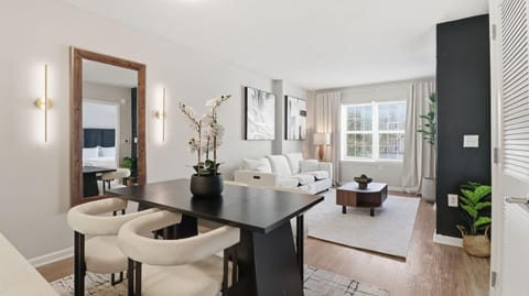 Living room, Dining area
