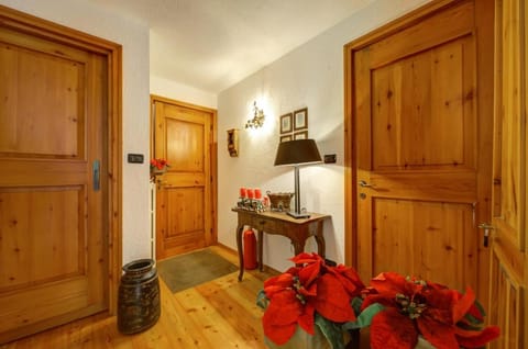 Maison La Cloche Apartment in Courmayeur