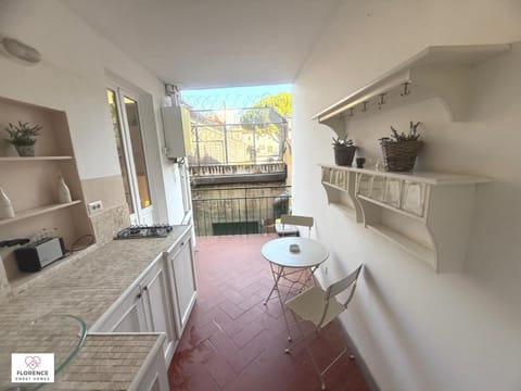 Kitchen or kitchenette, kitchen, kitchen