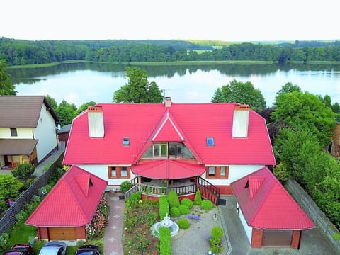 Property building, Natural landscape, Bird's eye view, Lake view