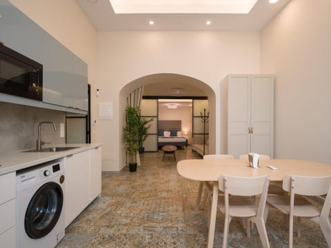 Kitchen or kitchenette, Living room, Dining area