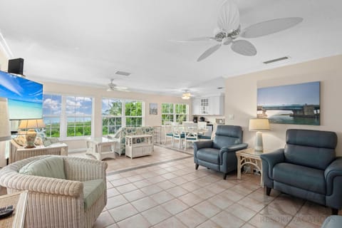Cabana Beach Club #7 House in Longboat Key