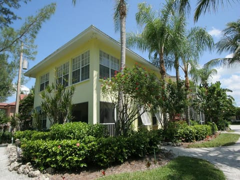 Cabana Beach Club #2 House in Longboat Key