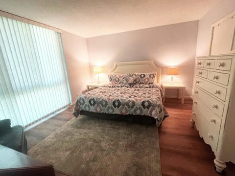 Kingston Arms 11-B House in Saint Armands Key