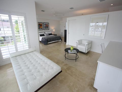 Lido Shores Sanctuary House in Lido Key