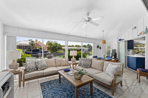 Paradise Cottage House in Sarasota