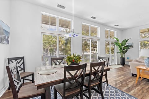 Dolphin's Den House in Longboat Key