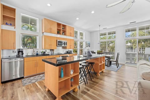 Dolphin's Den House in Longboat Key