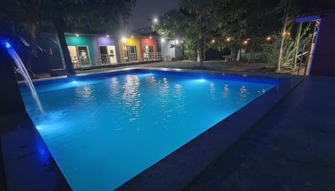 Swimming pool