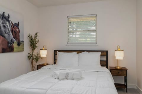 Bed, Bathroom, Bedroom, Bath