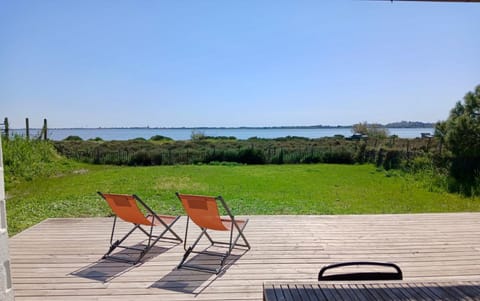 Patio, Garden view, Lake view