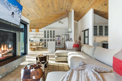 Luxury Mountain Getaway - Vail Single-Family Home House in Vail