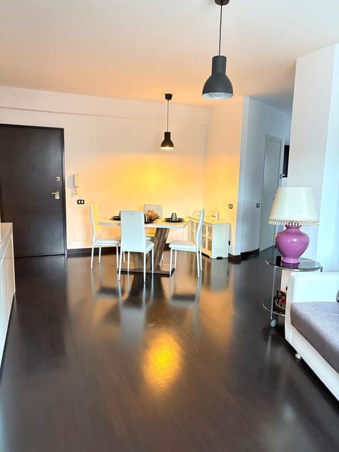 Rosa Home Apartment in Salerno