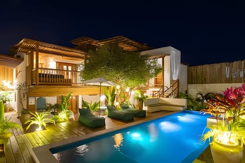 Night, Garden, Garden view, Pool view, Swimming pool, sunbed