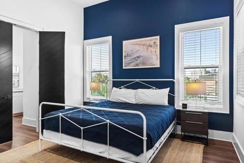 5 BR 4 BA Private Pool Beach luxury House in Okaloosa Island