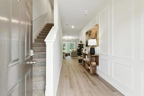 New Listing The Neutral Nook with Firepit House in Athens