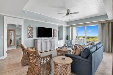 The Wharf 701 House in Orange Beach