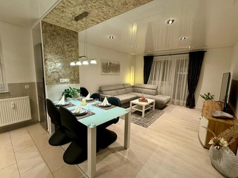 Living room, Seating area, Dining area