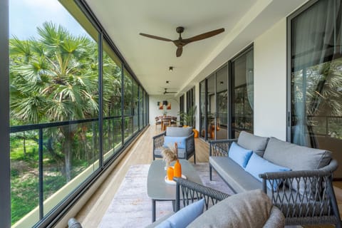 View (from property/room), Balcony/Terrace, Living room, Seating area, Dining area, Garden view