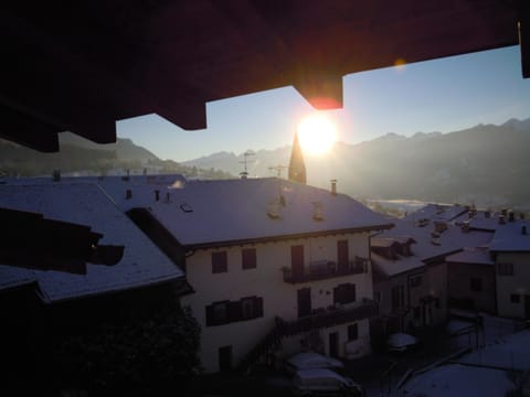 Winter, Balcony/Terrace, On site, Mountain view, Mountain view, Sunrise