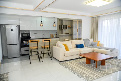 Kitchen or kitchenette, Living room, Dining area