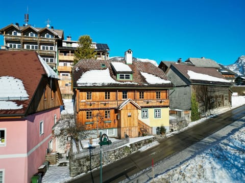 Property building, Day, Winter