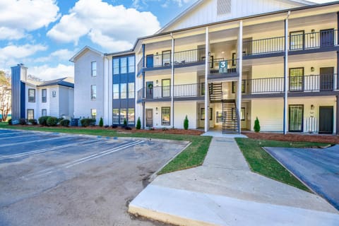 Shug's Station In Auburn House in Auburn