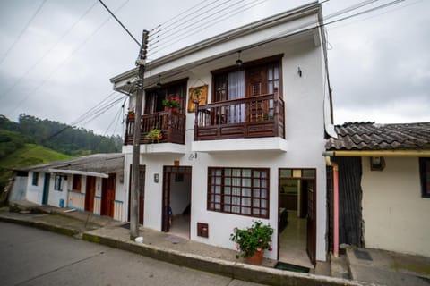 Property building, Street view