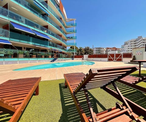 Property building, Garden, Pool view, Swimming pool, Swimming pool, sunbed