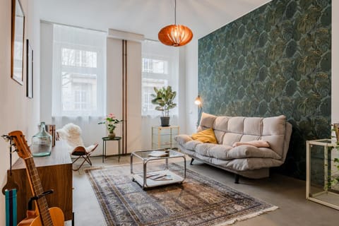 View (from property/room), Living room, Seating area
