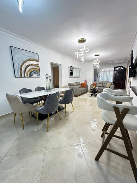TV and multimedia, Dining area