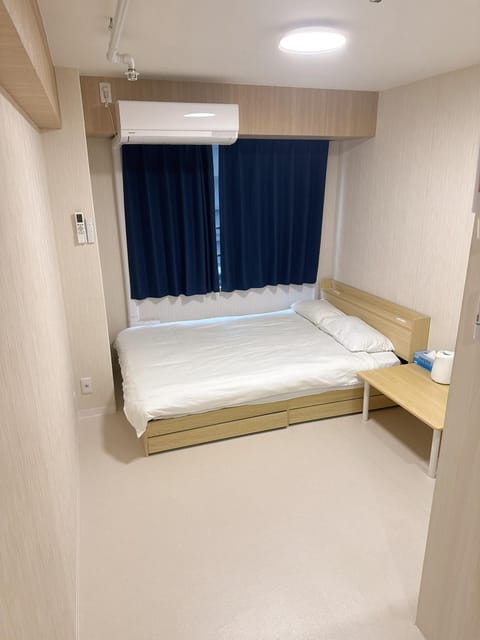 Bed, Photo of the whole room, Bedroom, bunk bed