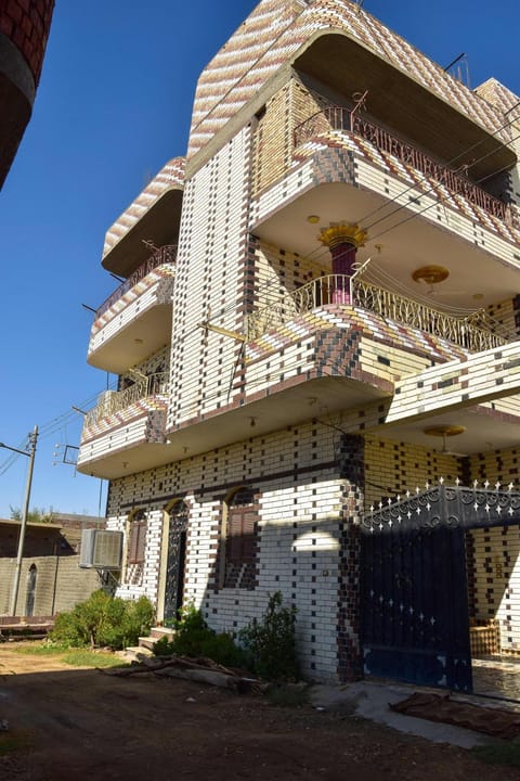 Property building, Day, View (from property/room), Balcony/Terrace