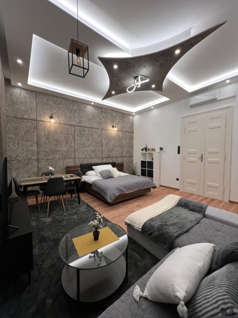 Living room, Bedroom