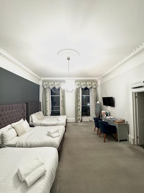 West Coates Mansion Hotel in Edinburgh